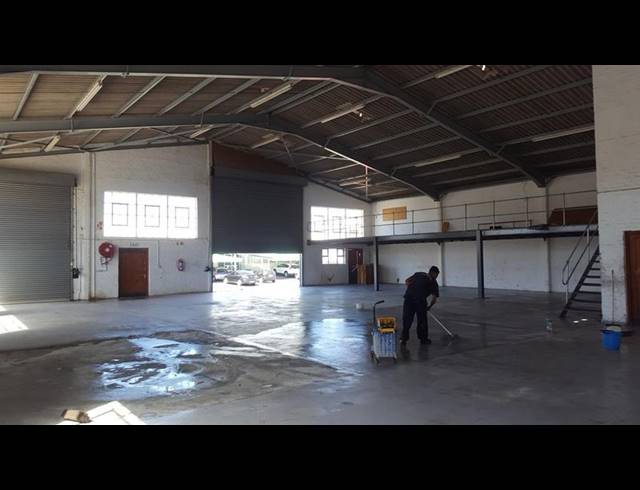 INDUSTRIAL PROPERTY TO RENT IN PAARDEN EILAND